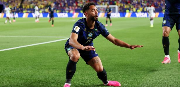 Matheus Cunha homenageia Ítalo após gols: 'Tô devendo prancha para ele'