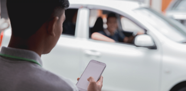 BNDES inicia operações de linha de crédito para motoristas de táxi e apps
