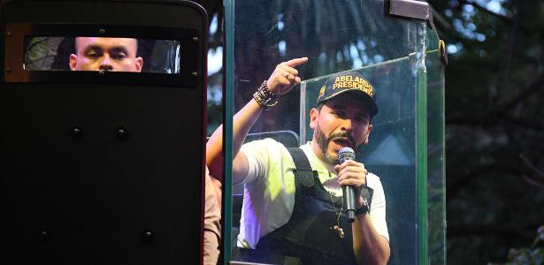 Candidato da extrema direita colombiana já articula com Flávio Bolsonaro