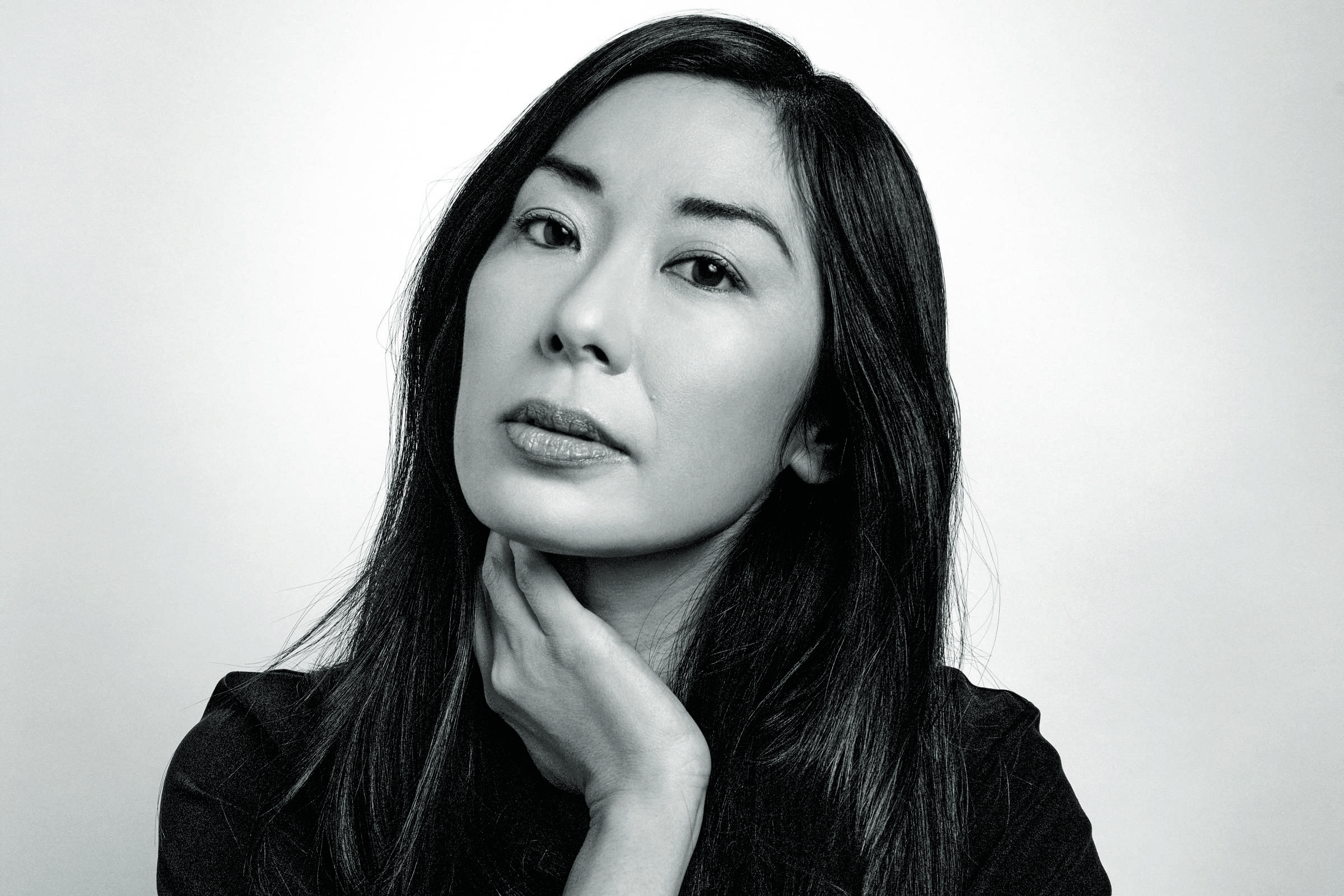 Katie Kitamura, autora que virá à Flip, descortina o jogo de cena por trás das famílias