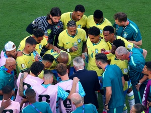 Pausa para hidratação gera primeiros sinais de insatisfação na Copa