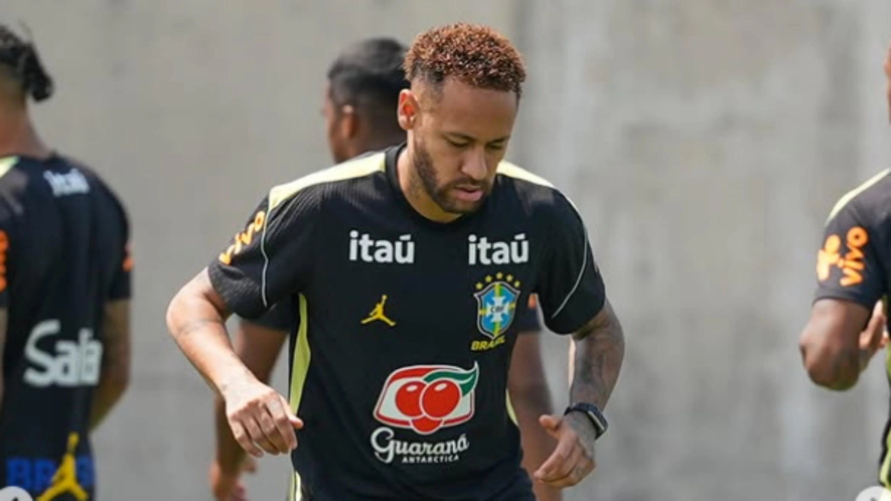 Neymar desfalca Seleção Brasileira e não viaja para duelo contra o Haiti