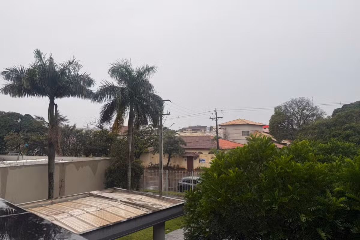 Chuva causa pontos de alagamento em Campo Grande e frio ganha força em MS; veja previsão