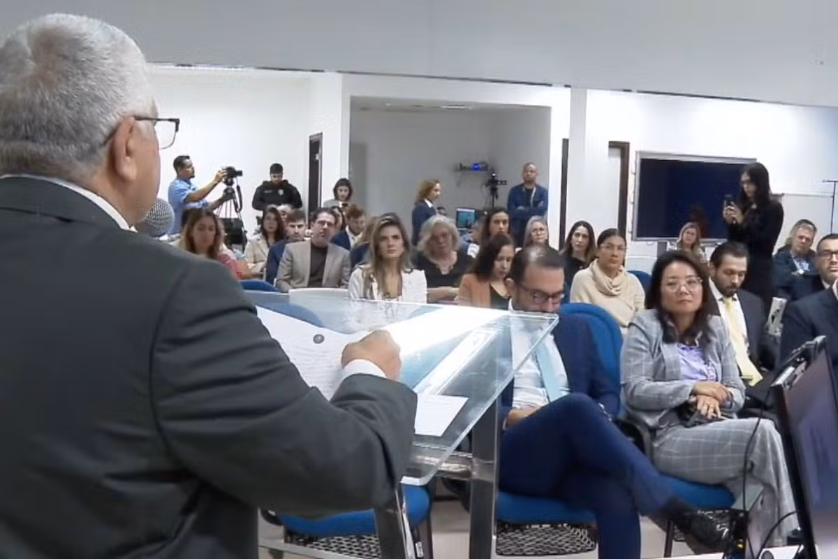 Debate discute redução da jornada de trabalho e fim da escala 6x1 em Campo Grande