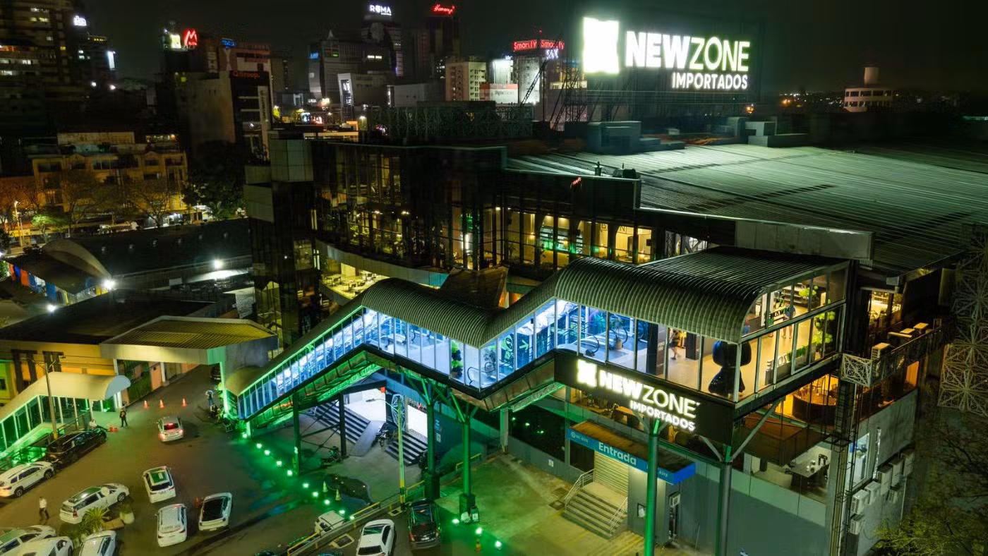 Complexo New Zone reúne compras, gastronomia e lazer no Paraguai